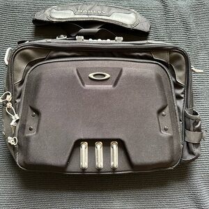 Oakley computer bag